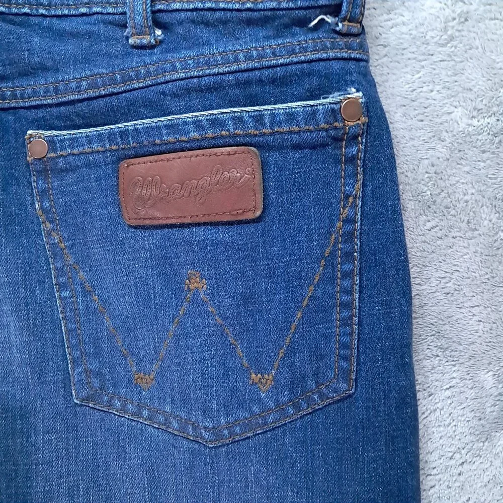 Wrangler Retro Jean Men 33x29, Tag 32x30 Relaxed Boot Cut Blue Denim 10WRT20JH